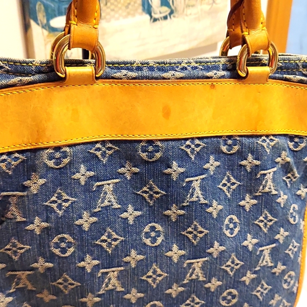 🔥🔥LOUIS VUITTON BLUE DENIM SAC PLAT - Picture 3 of 15